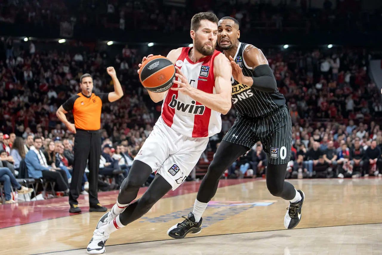 Alec Peters Olympiacos Real Madrid