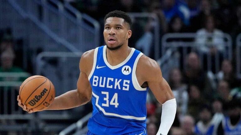 Antetokounmpo Detroit Pistons