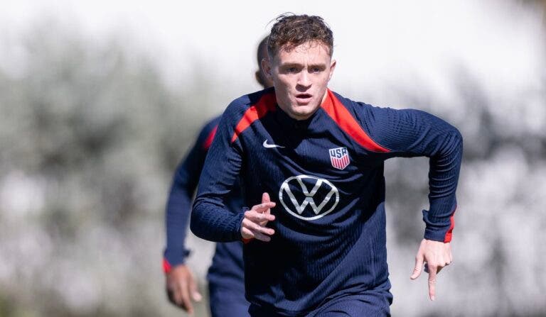Jack McGlynn MLS Alavés