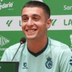 Jon Karrikaburu, delantero objetivo del Real Zaragoza, durante un partido oficial.