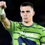 Álex Padilla con la equipación del Pumas durante su cesión desde el Athletic Club.