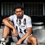 Joshua Vertrouwd, defensa central neerlandés, en su regreso al CD Castellón para la segunda vuelta de LaLiga Hypermotion