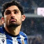 Gonçalo Guedes, delantero de la Real Sociedad, durante un partido de liga en 2026.