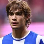 Rodrigo Mora, la joven estrella del Porto y objetivo del Atlético de Madrid, celebrando un gol