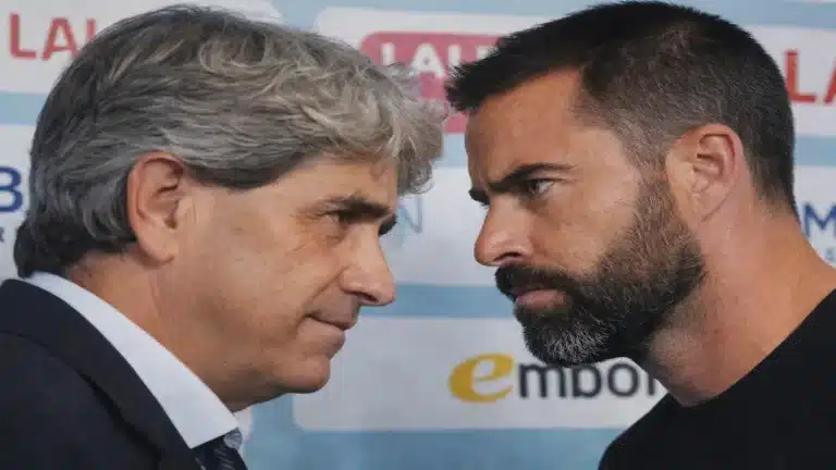 Txema Indias, director deportivo del Real Zaragoza, analizando los refuerzos para el mercado de invierno.