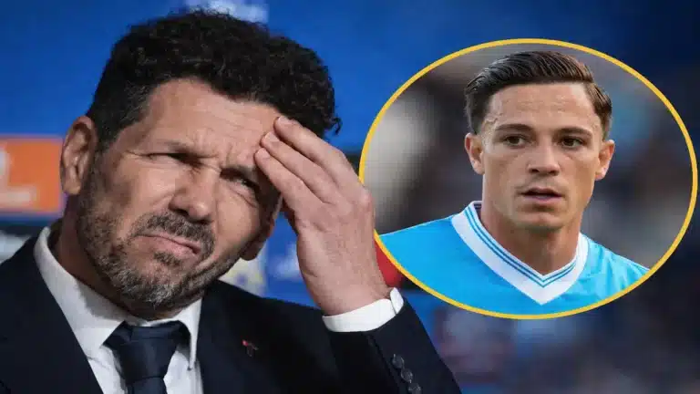 Giacomo Raspadori en un entrenamiento con el Atlético de Madrid, pendiente de su futuro con la Roma