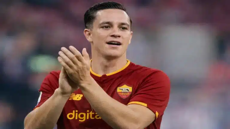 Giacomo Raspadori, delantero del Atlético de Madrid, pretendido por la Roma para el mercado de invierno de 2026.