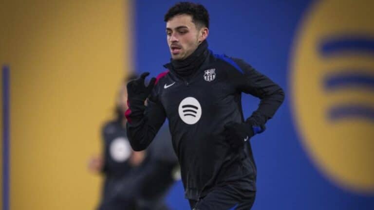 Pedri en el entrenamiento del Barça. en el Johan Cruyff.