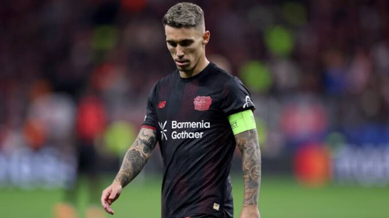 El lateral del Bayer Leverkusen Alejandro Grimaldo vuelve a entrar en la órbita del Atlético de Madrid.