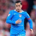 Giacomo Raspadori con la equipación del Atlético de Madrid, pretendido por la AS Roma de Gasperini.