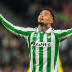 El Chimy Ávila lamenta una ocasión fallada con el Betis. Es pretendido por Boca y Getafe
