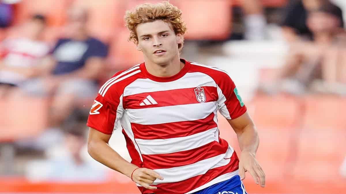Jorge Pascual y José Arnáiz celebrando un gol con el Granada CF, próximos rivales de la UD Almería.
