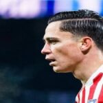 iacomo Raspadori entrenando con el Atlético de Madrid bajo las órdenes de Simeone, mientras la Roma espera su respuesta.