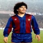 Patxi Salinas y Diego Maradona en una imagen de archivo durante un encuentro entre el Athletic y el Barcelona