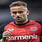 Aleix García con la camiseta del Bayer Leverkusen, principal objetivo del Atlético de Madrid para el mercado de invierno