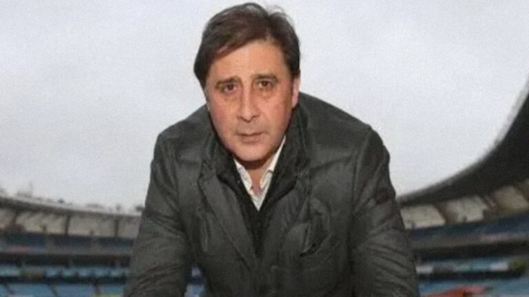 Loren Juarros, director deportivo del Málaga CF, durante una rueda de prensa sobre la planificación de la plantilla.