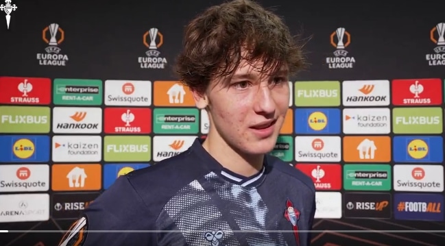 Fer López, jugador del Celta de Vigo, atendiendo a los medios tras marcar en Belgrado