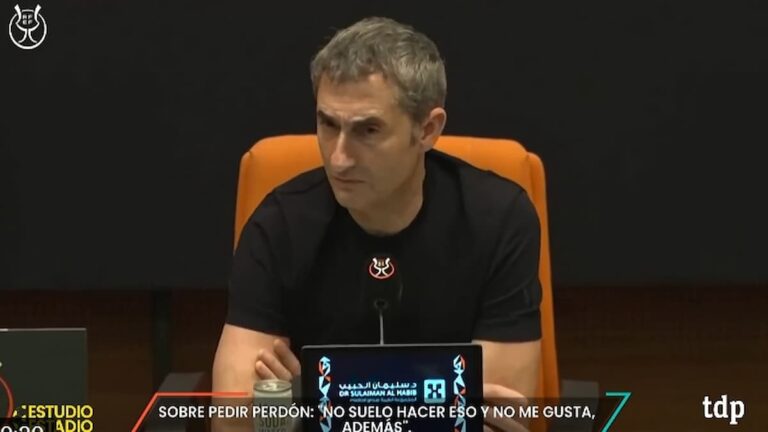 Ernesto Valverde en rueda de prensa tras la goleada sufrida ante el Barcelona en la Supercopa 2026.