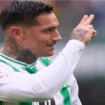 Ezequiel Chimy Ávila, delantero del Real Betis, pretendido por Boca Juniors en el mercado de pases de enero 2026.