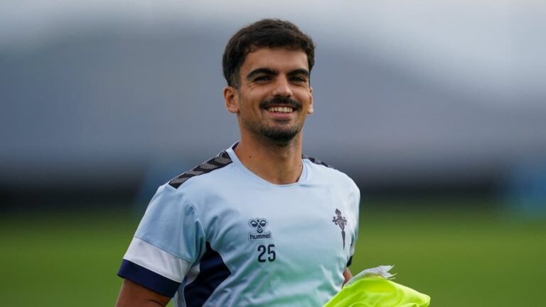 Damián Rodríguez, centrocampista del Celta, durante su último partido en Balaídos antes de su cesión al Racing de Santander.