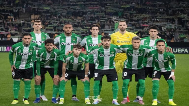 El betis posando en la Europa League