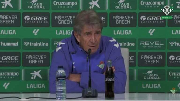 Manuel Pellegrini en rueda de prensa analizando las bajas de Isco Alarcón y Sofyan Amrabat antes del partido contra el Real Oviedo.