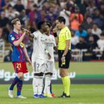 Munuera Montero durante la final de la Supercopa de España 2026, cuestionado por su actitud.