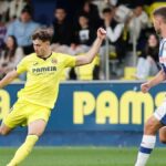 Álex Forés durante un partido con el Villarreal B, pretendido por el CD Leganés en 2026
