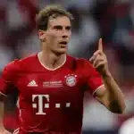 Leon Goretzka con la camiseta del Bayern Munich durante un entrenamiento previo a la Champions.