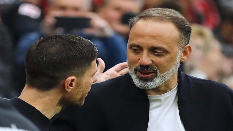 Xabi Alonso saluda a Matarazzo