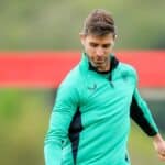 Yeray Álvarez, jugador del Athletic Club, entrenando con el grupo en Lezama.