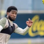 Willy Kambwala entrenando con el VIllarreal. Evoluciona favorablemente de su lesión, pero Marcelino no quiere apresurarlo.