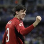 Gonzalo Petit celebrando un gol con el CD Mirandés antes de su posible fichaje por el Granada