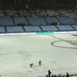 Estadio de La Romareda cubierto por una capa de nieve antes del partido entre el Real Zaragoza y la UD Las Palmas.