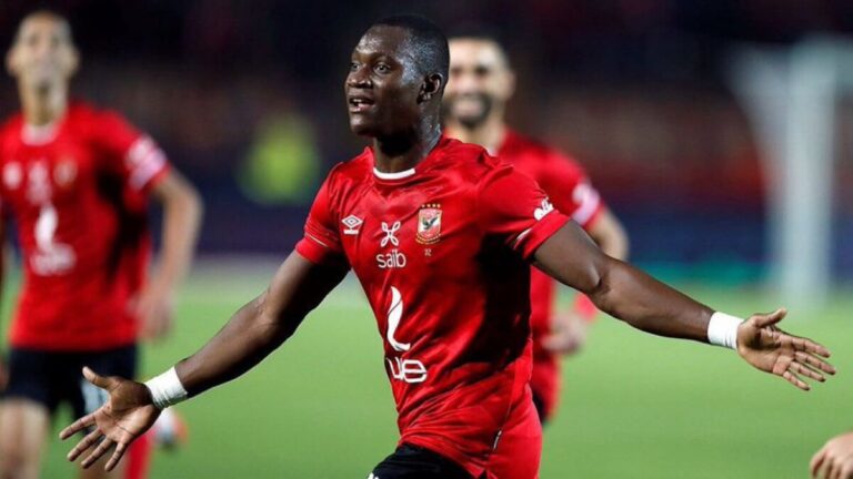 Aliou Dieng celebrando un gol con el Ahly SC antes de su posible llegada al Valencia CF.