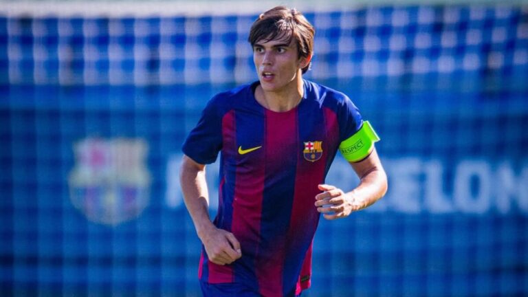 Andrés Cuenca en un partido con el FC Barcelona, nuevo refuerzo del Sporting de Gijón.