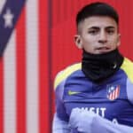 Thiago Almada durante un entrenamiento con el Atlético de Madrid ante los rumores de su marcha al Galatasaray.
