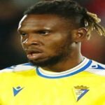 Rominigue Kouamé con la camiseta del Cádiz CF durante un partido de liga