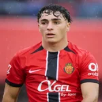 Jan Virgili con la camiseta del RCD Mallorca durante un partido de LALIGA EA Sports