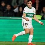 Álvaro Núñez durante un partido con el Elche CF antes de su traspaso al RC Celta.