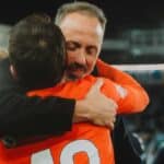 Pellegrino Matarazzo celebra el pase de la Real Sociedad a semifinales de la Copa del Rey tras vencer al Alavés.