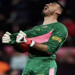 Gazzaniga partidazo bajo palos