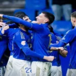 David Costas celebra su gol ante el Valencia en el minuto 30 del partido de la jornada 28 de LaLiga en el Nuevo Carlos Tartiere de Oviedo