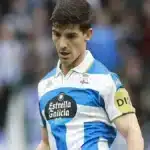 Riki mediocampista del Deportivo de La Coruña durante el partido ante el Granada en Riazor que terminó 0-2 y tras el que cargó contra la actitud de parte de la afición y reconoció que el vestuario está fastidiado