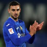 Juan Iglesias, lateral polivalente del Getafe CF, durante un partido de LaLiga EA Sports en el Coliseum Alfonso Pérez