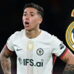 Enzo Fernández, centrocampista argentino del Chelsea FC, señalado como posible objetivo del Real Madrid y el PSG para el mercado de verano de 2026