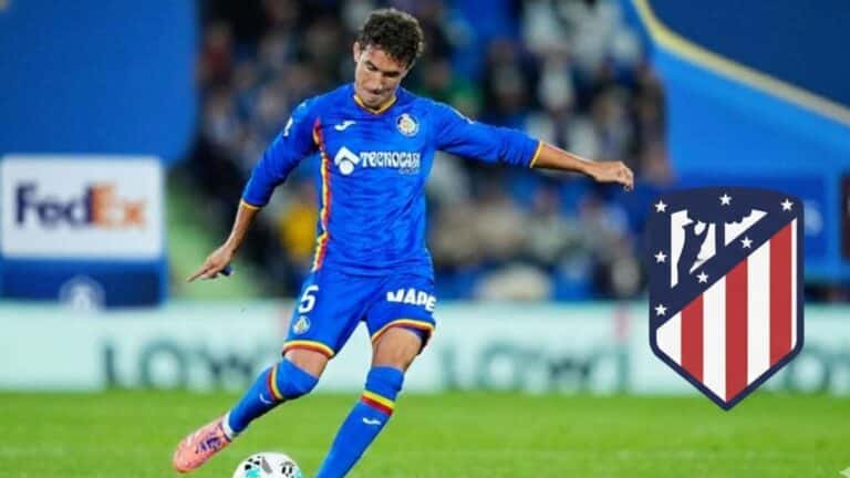 Luis Milla, centrocampista del Getafe CF, traslando el balón en un partido de LaLiga