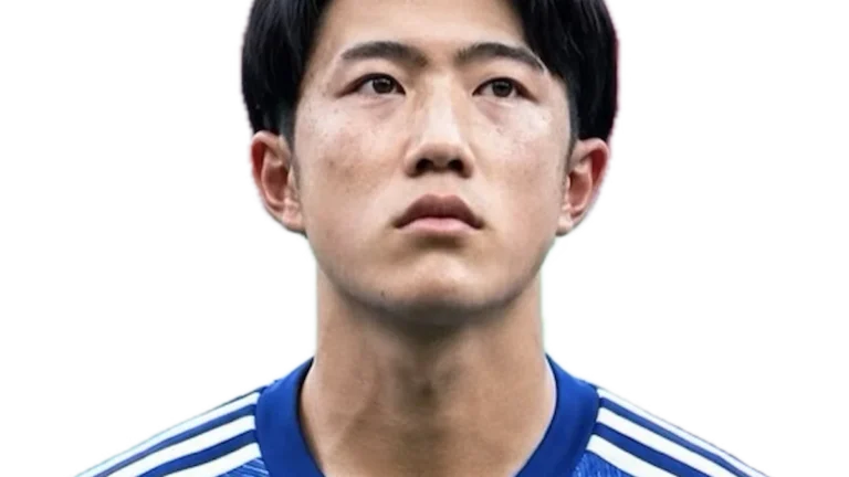 Ryunosuke Sato con la camiseta azul de la selección japonesa Sub-23 en pose formal