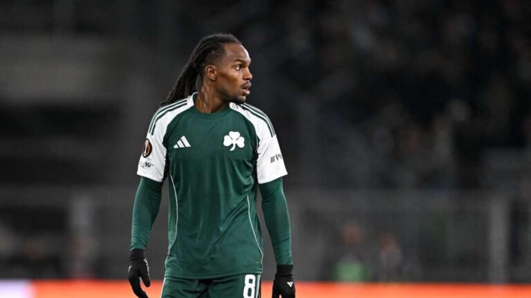 Renato Sanches, con la camiseta del Panathinaikos, en un partido de la Superliga griega