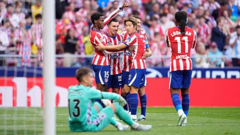 Jugadores del Atlético de Madrid celebran un gol en el Metropolitano